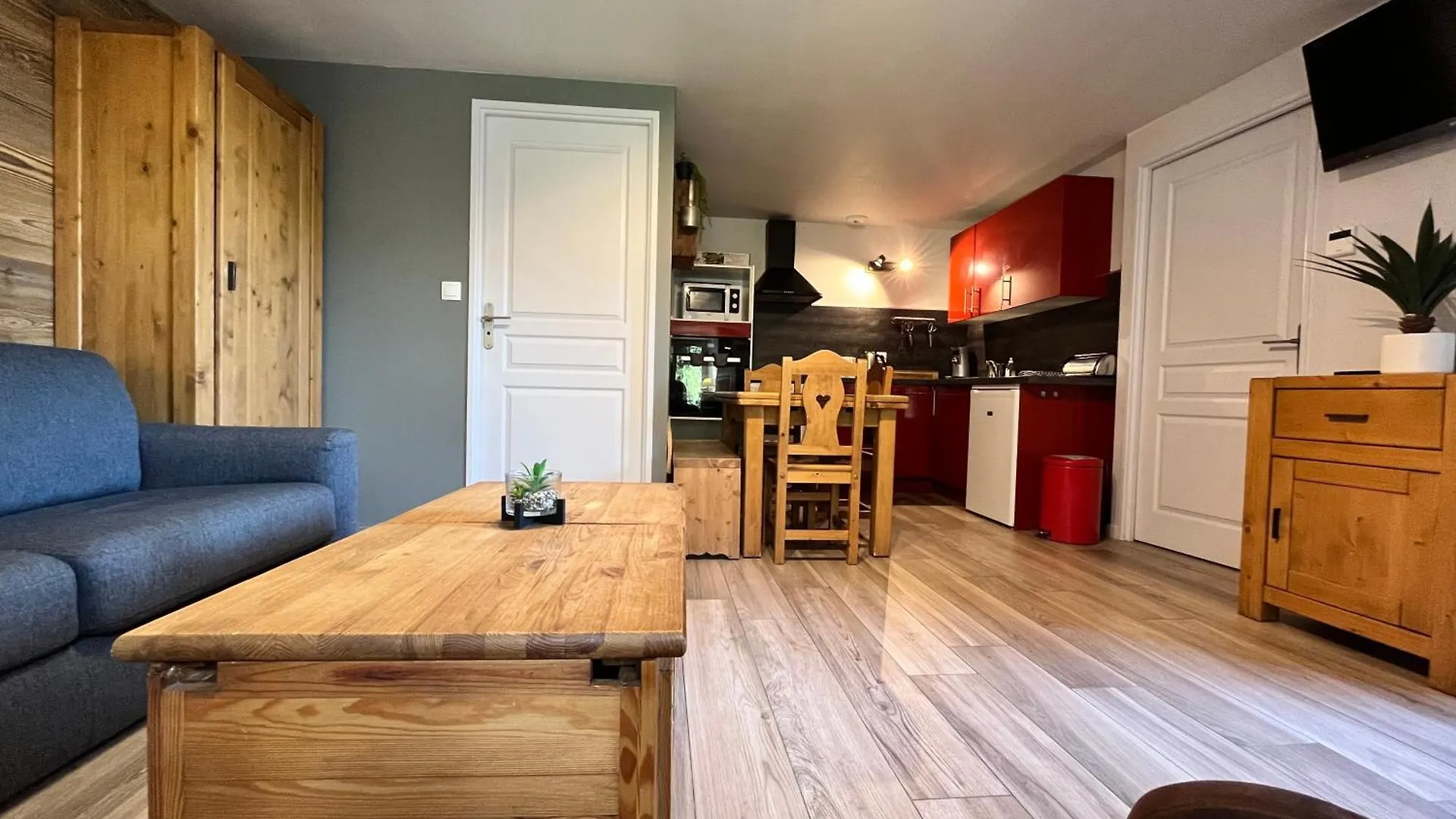 Apartment Le Chalet Des Eulets Bourg-Saint-Maurice France