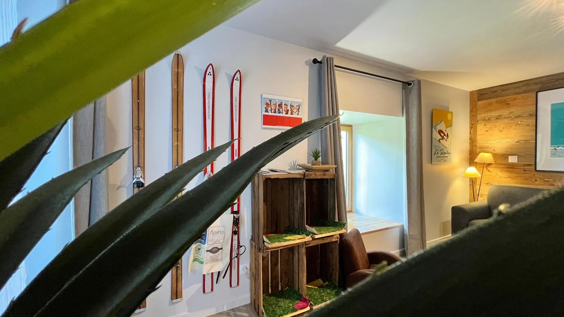 Le Chalet Des Eulets contacts